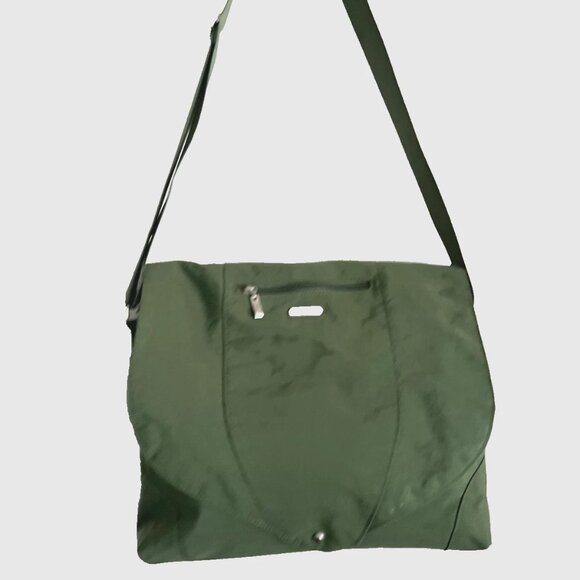 Baggallini Nylon Crossbody Messenger Bag Olive Green color Large - Picture 1 of 11
